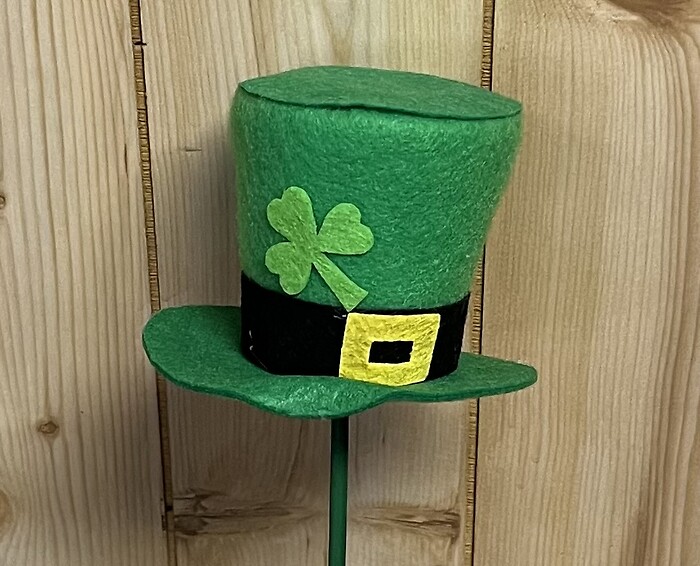 Leprechaun Hat Pick