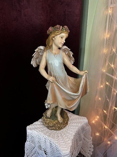 20” Resin Angel