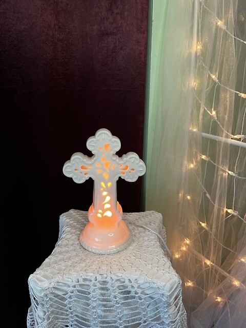 9 1/2" Lighted Cross